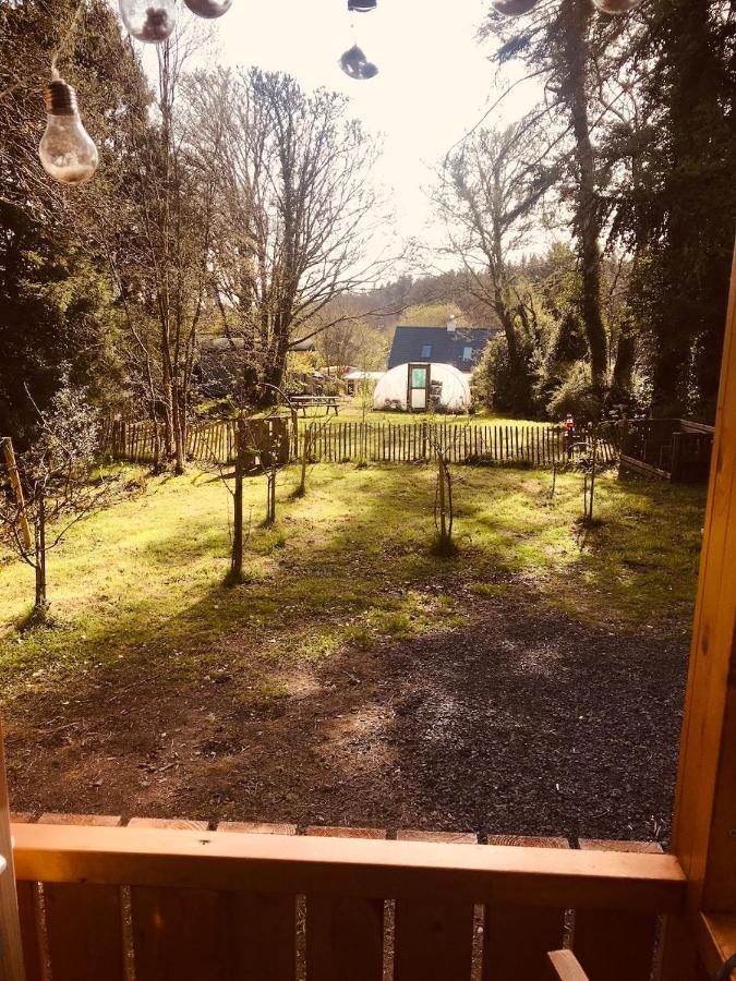 Relax In The Unique And Cosy Off-grid Eco Shepherd's Hut Between Heaven And Earth